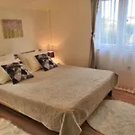 Apartman Cypress Tree Privlaka