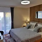Cypress Tree Apartman