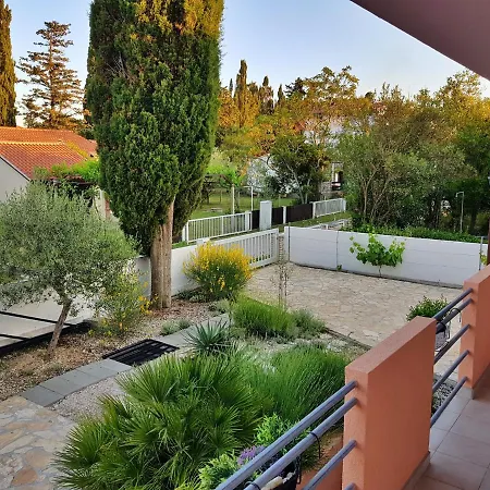 Cypress Tree Apartman Privlaka (Zadar)
